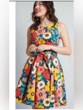 Sleeveless Floral Fit-and-Flare Midi Dress in Teal with Multi-Color Blooms